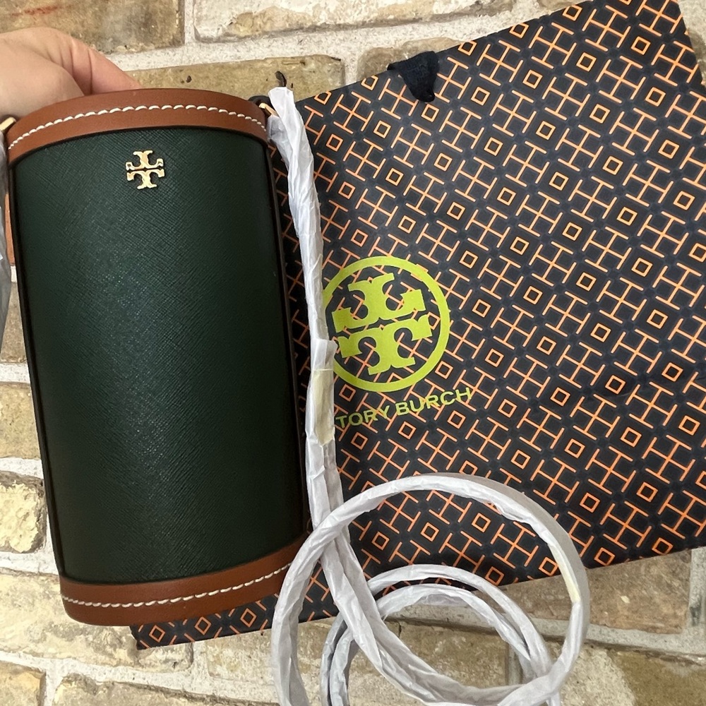 🎄New🎄 Tory Burch Mini Bucket Bag💗